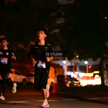 Runner Photo 4103438