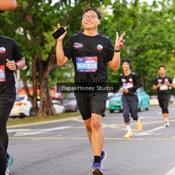 Runner Photo 4103462