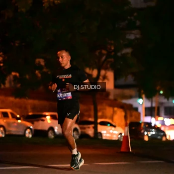 Runner Photo 4103590