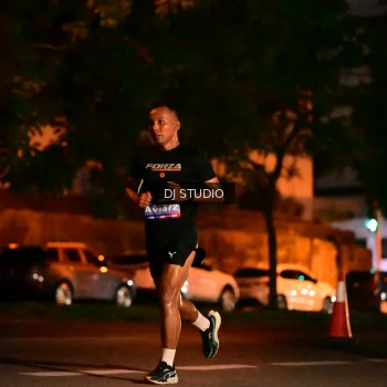 Runner Photo 4103596