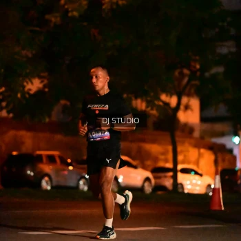 Runner Photo 4103598