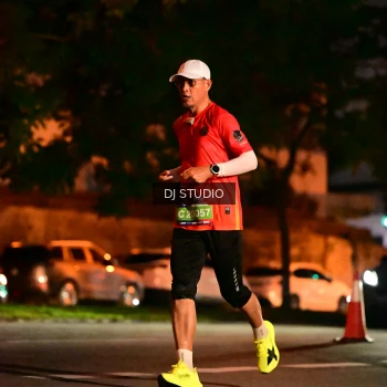 Runner Photo 4103688