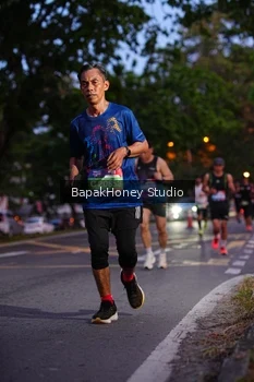 Runner Photo 4103746