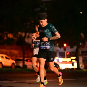 Runner Photo 4103844
