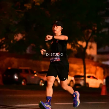Runner Photo 4103871