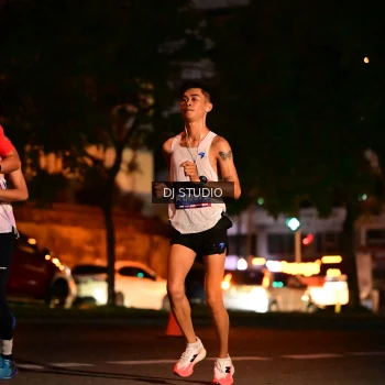 Runner Photo 4103940