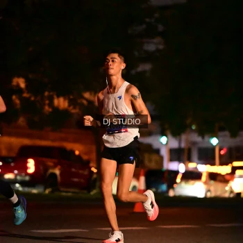 Runner Photo 4103956