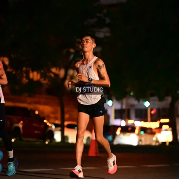 Runner Photo 4103958