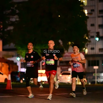 Runner Photo 4104045