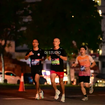 Runner Photo 4104049