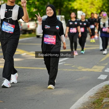 Runner Photo 4104085
