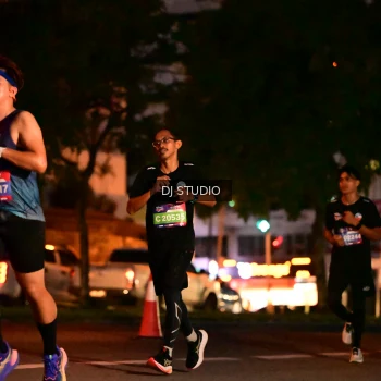 Runner Photo 4104128