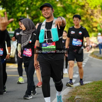 Runner Photo 4104208
