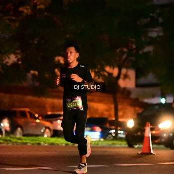 Runner Photo 4104251