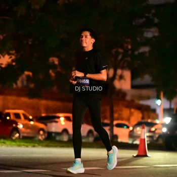 Runner Photo 4104301