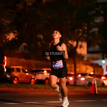 Runner Photo 4104316