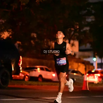 Runner Photo 4104320