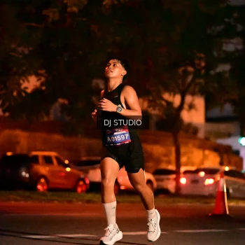 Runner Photo 4104323