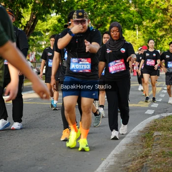 Runner Photo 4104329