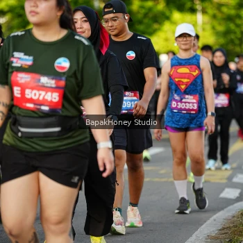 Runner Photo 4104342