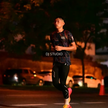 Runner Photo 4104348