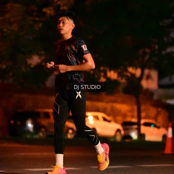 Runner Photo 4104356