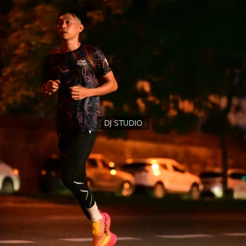 Runner Photo 4104369