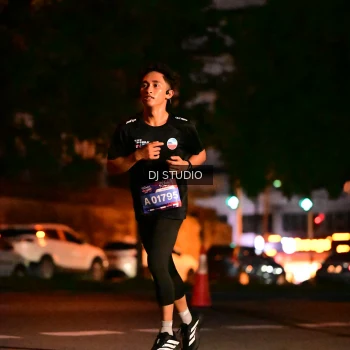 Runner Photo 4104387