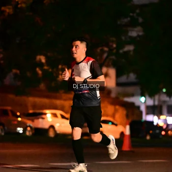 Runner Photo 4104411