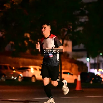 Runner Photo 4104414