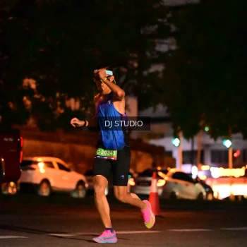 Runner Photo 4104436