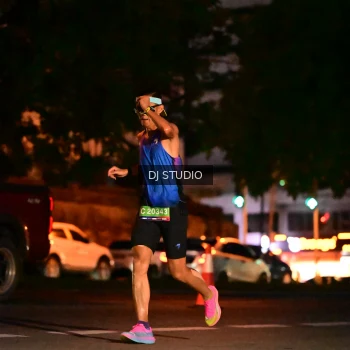 Runner Photo 4104439