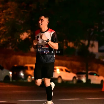 Runner Photo 4104441