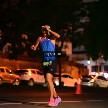 Runner Photo 4104442