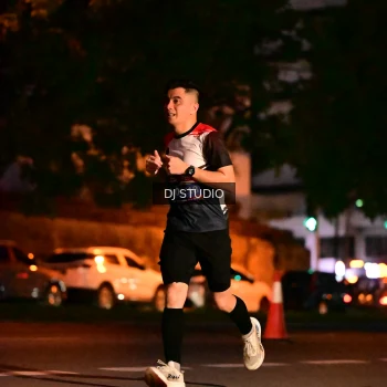 Runner Photo 4104450
