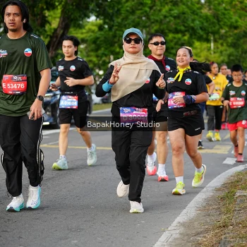 Runner Photo 4104583