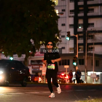 Runner Photo 4104972