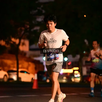 Runner Photo 4104997