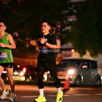 Runner Photo 4105055