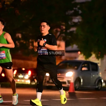 Runner Photo 4105057
