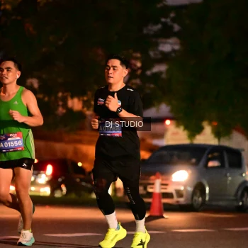 Runner Photo 4105060