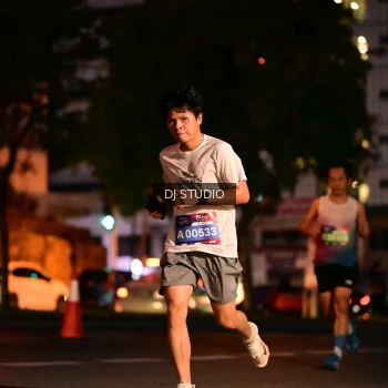 Runner Photo 4105073