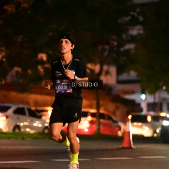 Runner Photo 4105105