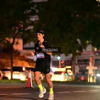 Runner Photo 4105115