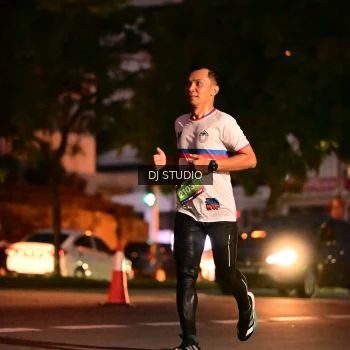 Runner Photo 4105123