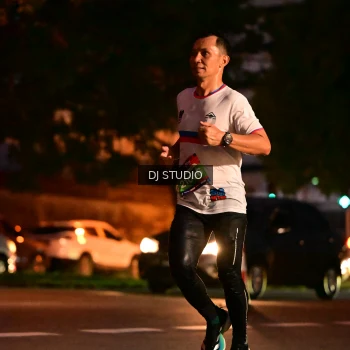 Runner Photo 4105152