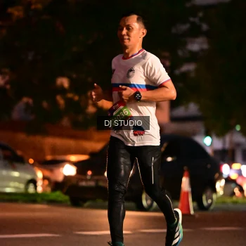 Runner Photo 4105166