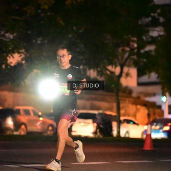 Runner Photo 4105370