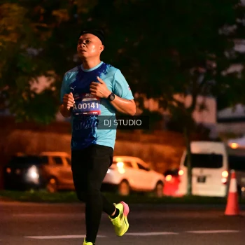 Runner Photo 4105435