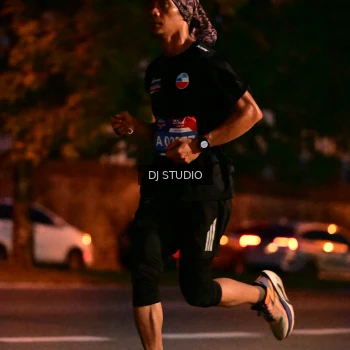 Runner Photo 4106314